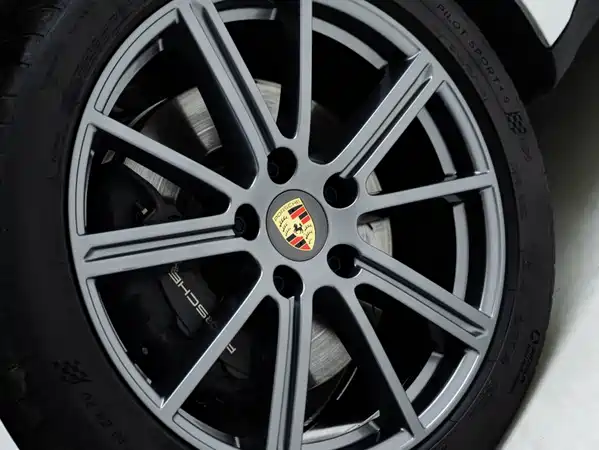 Porsche Panamera 2025