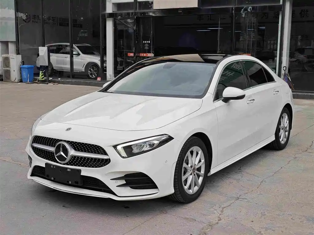 Mercedes-Benz A-Class 2021 — фото 1