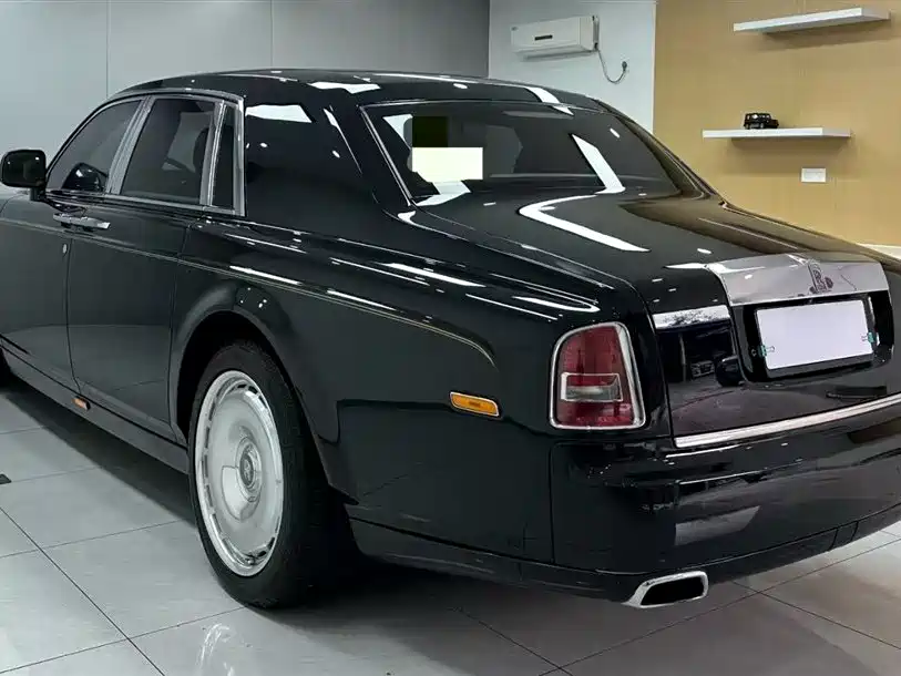 Rolls-Royce Phantom 2013 — фото 4