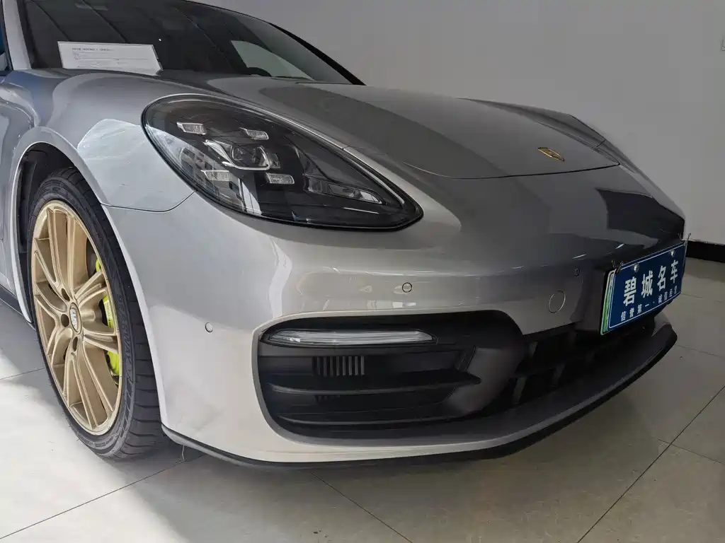 Porsche Panamera New Energy 2021 — фото 11