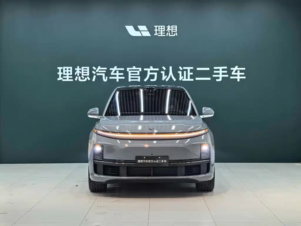 Li Auto Li L7 2025