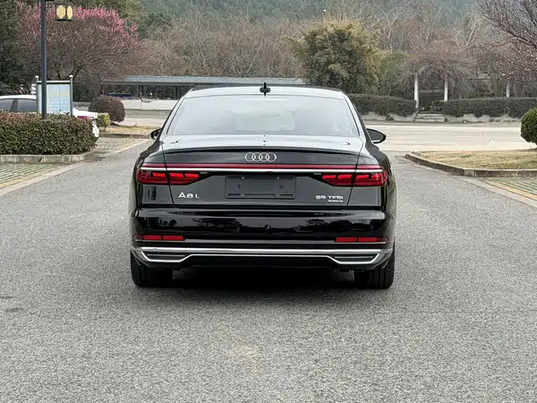 Audi A8 2019