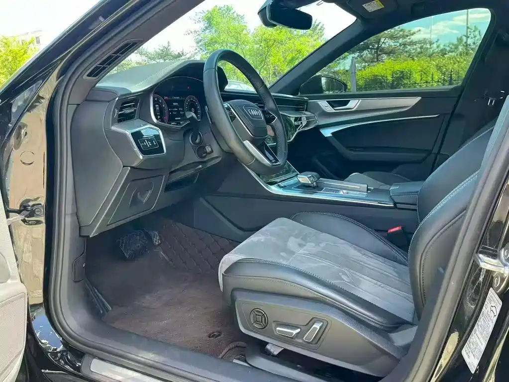 Audi A6L 2024