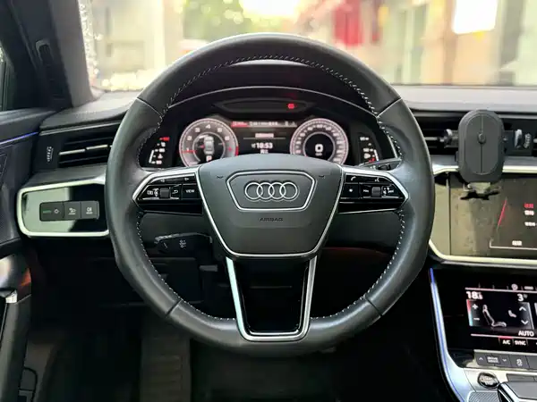 Audi A6L 2020