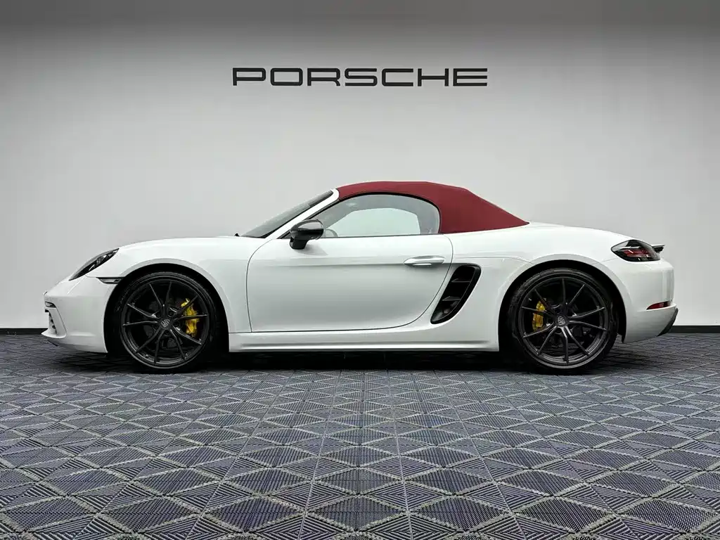 Porsche 718 2022 — фото 13