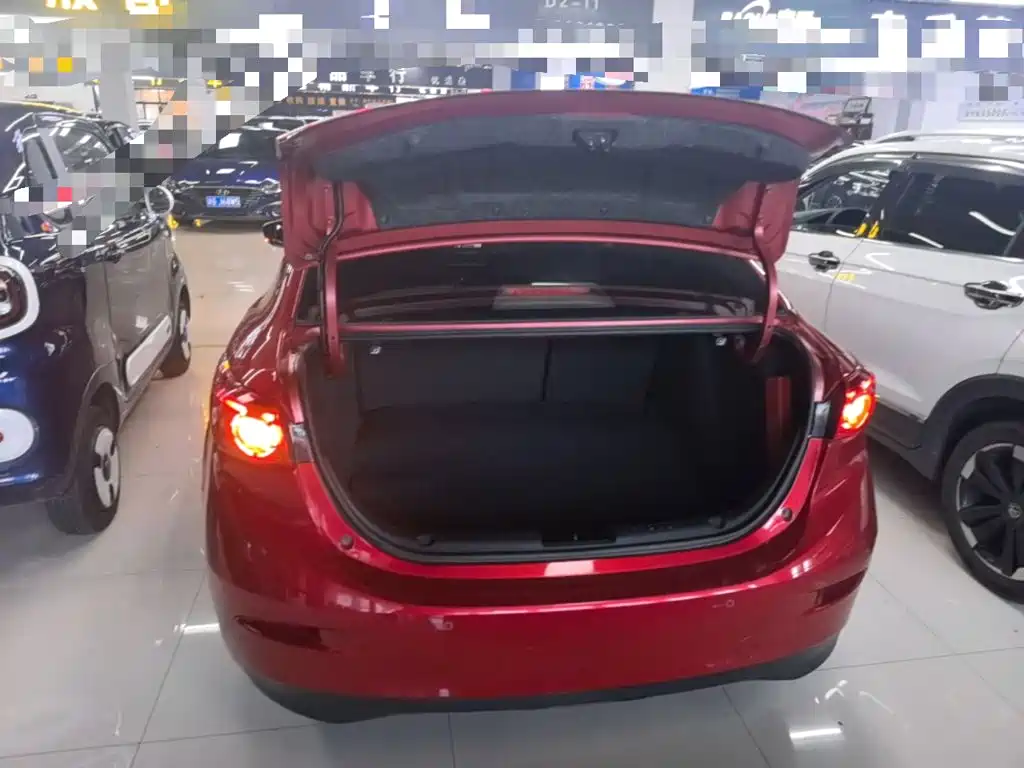 Mazda 3 Angkesela 2019 — фото 19