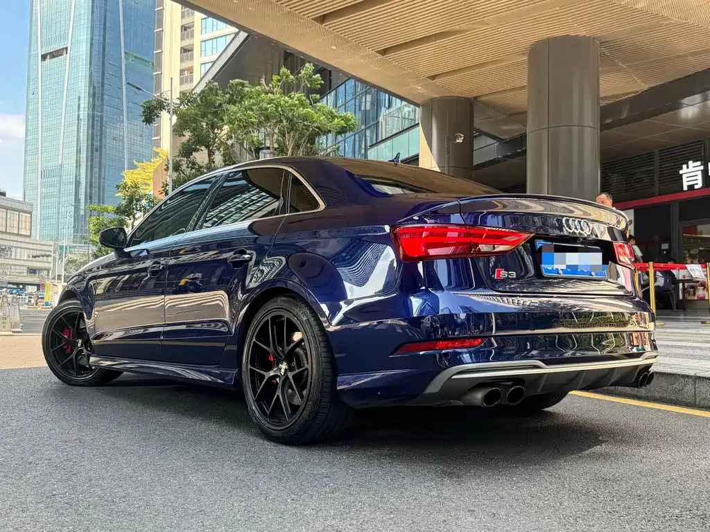 Audi S3 2018 — фото 14