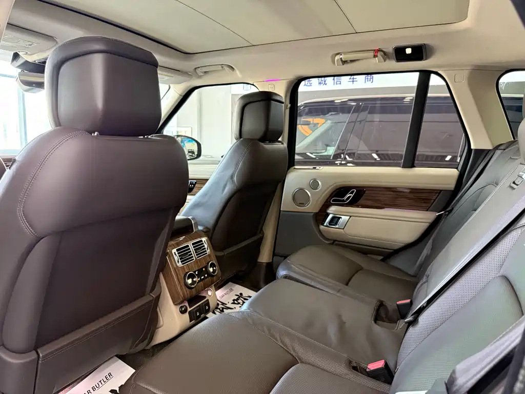 Land Rover Range Rover 2019 — фото 14