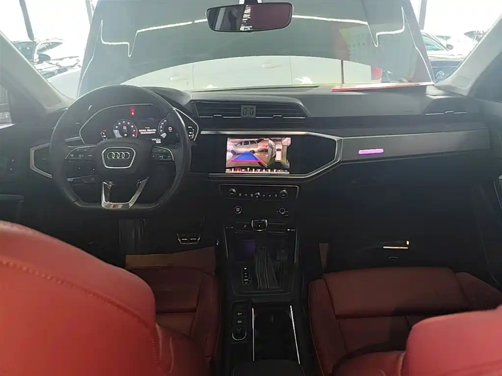 Audi Q3 Sportback 2021 — фото 10