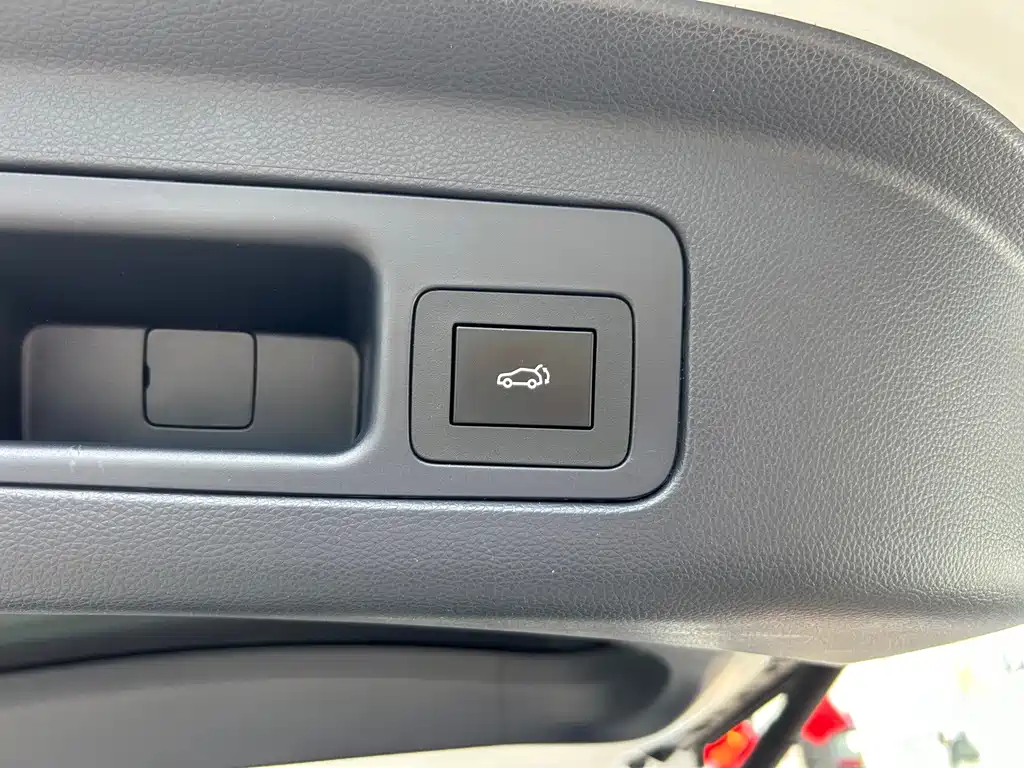 GAC Trumpchi M8 2023 — фото 34