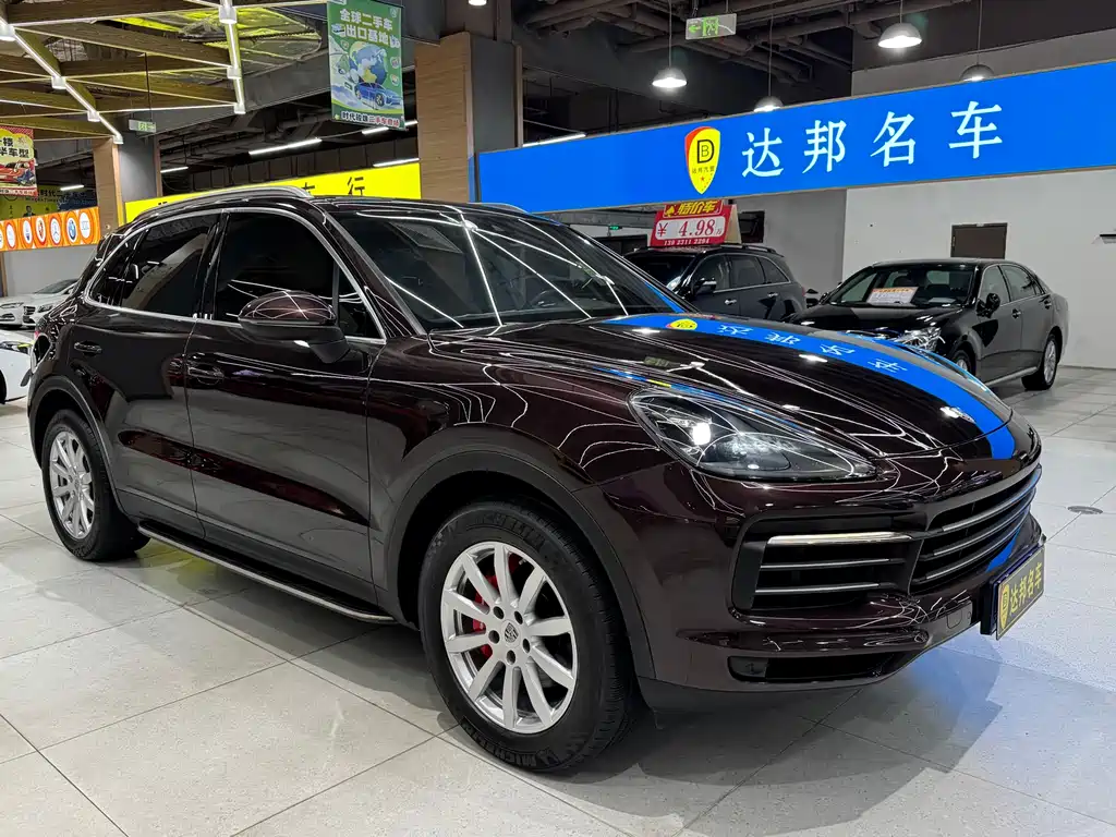 Porsche Cayenne 2018 — фото 1