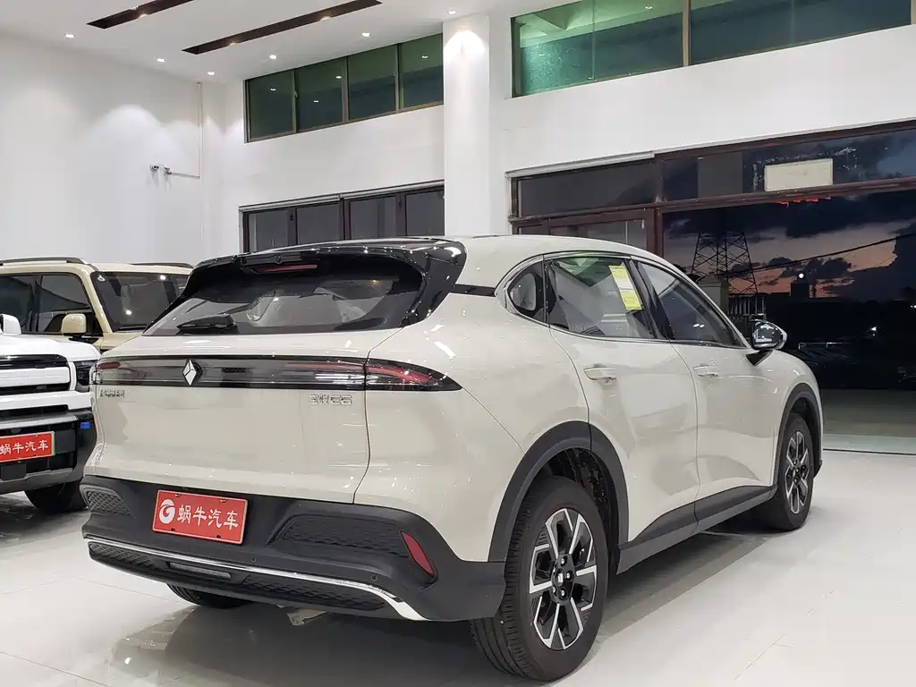 Baojun E6 2026 — фото 10