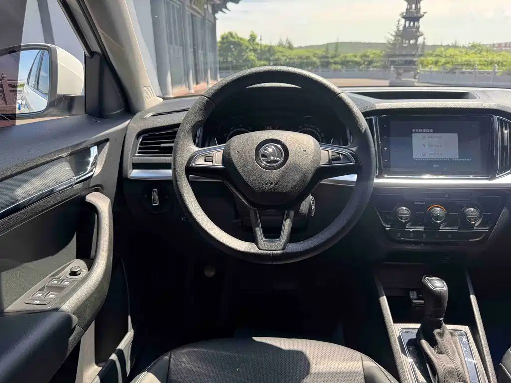 Skoda Kamiq 2023 — фото 16
