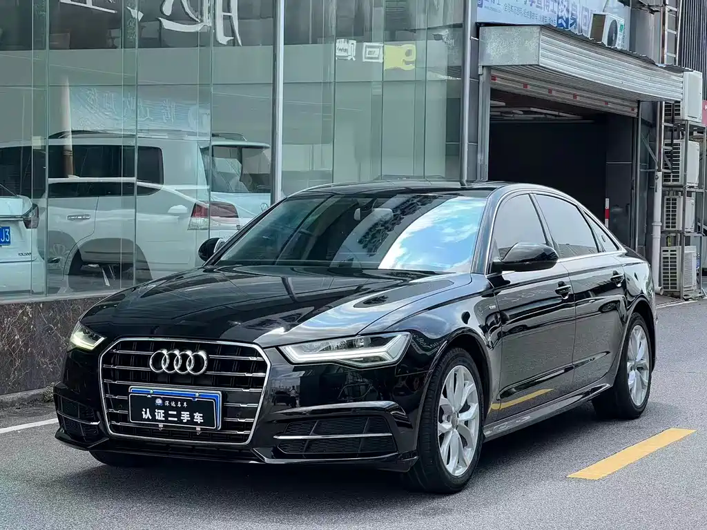 Audi A6L 2019 — фото 1