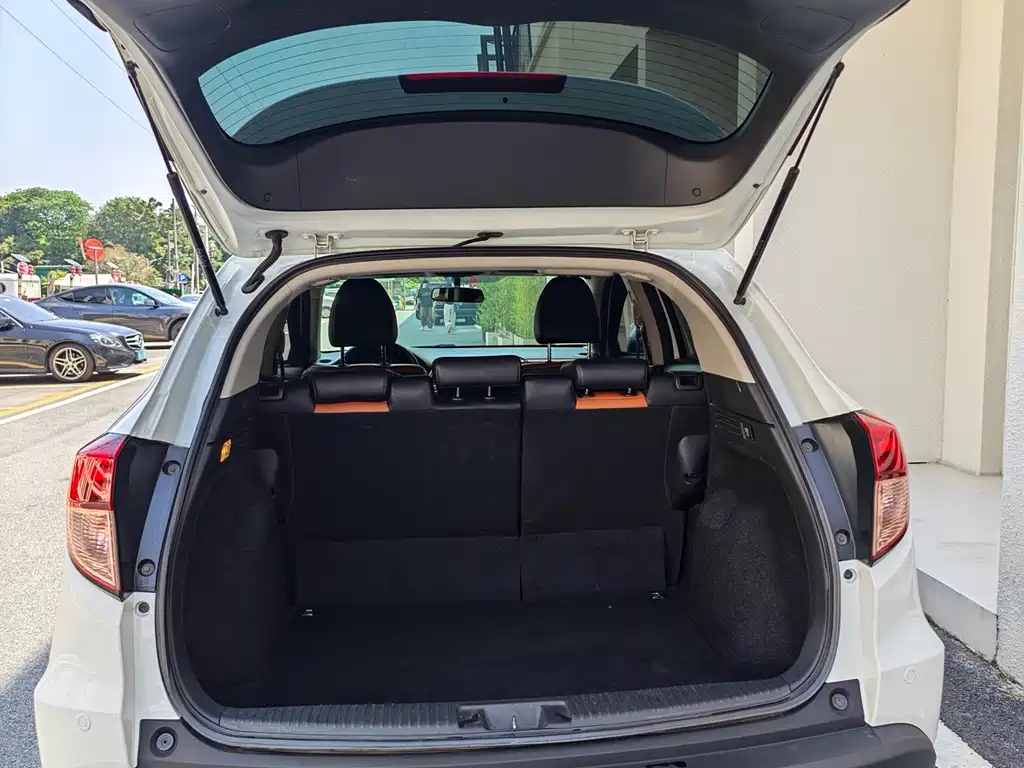 Honda Vezel 2015 — фото 15