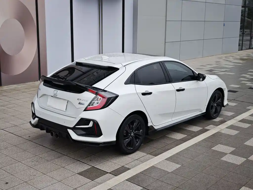 Honda Civic 2022 — фото 15