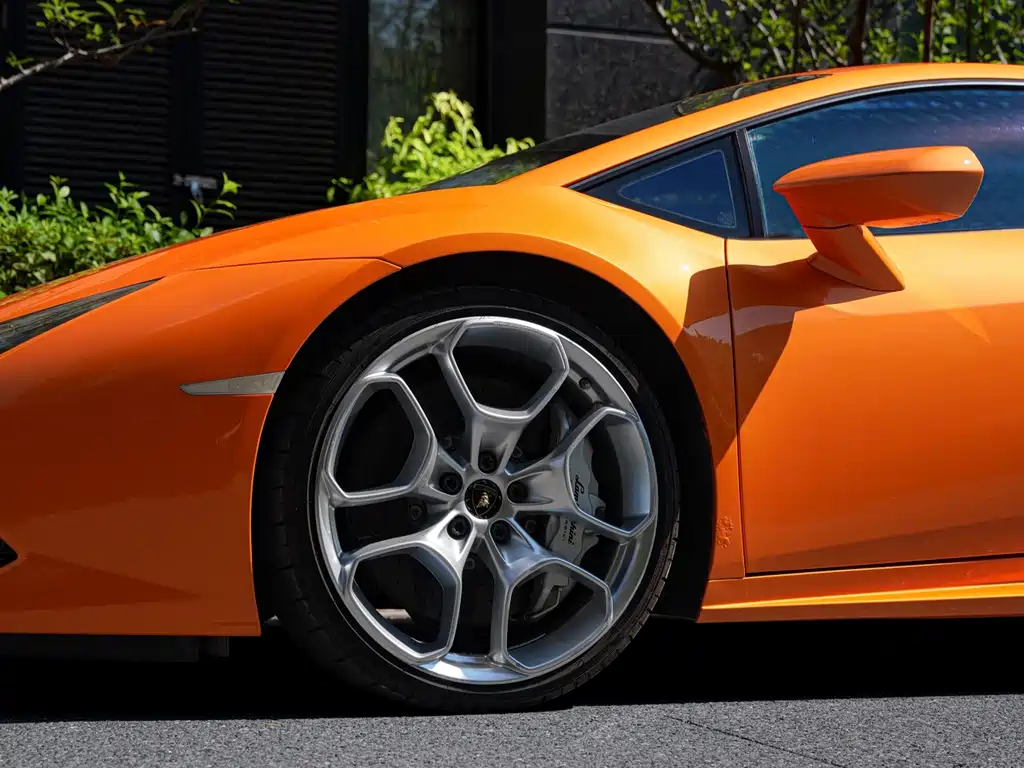 Lamborghini Huracan 2016 — фото 7