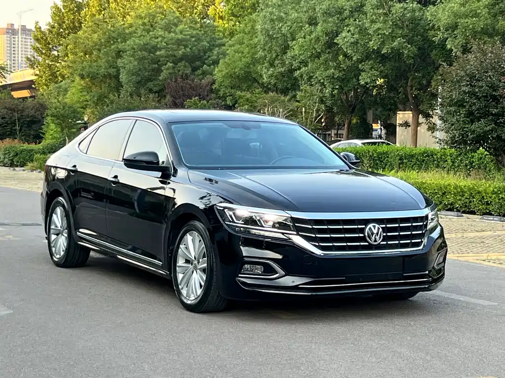 Volkswagen Passat 2019 — фото 3