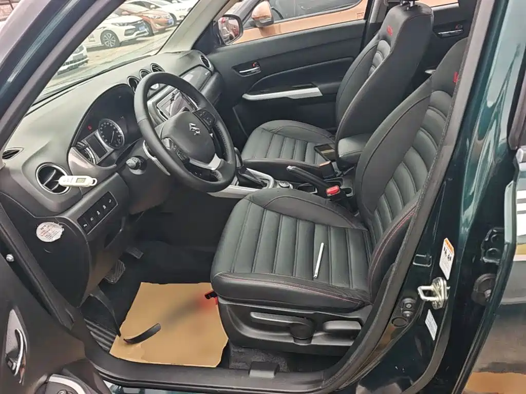Suzuki Vitara 2017 — фото 15
