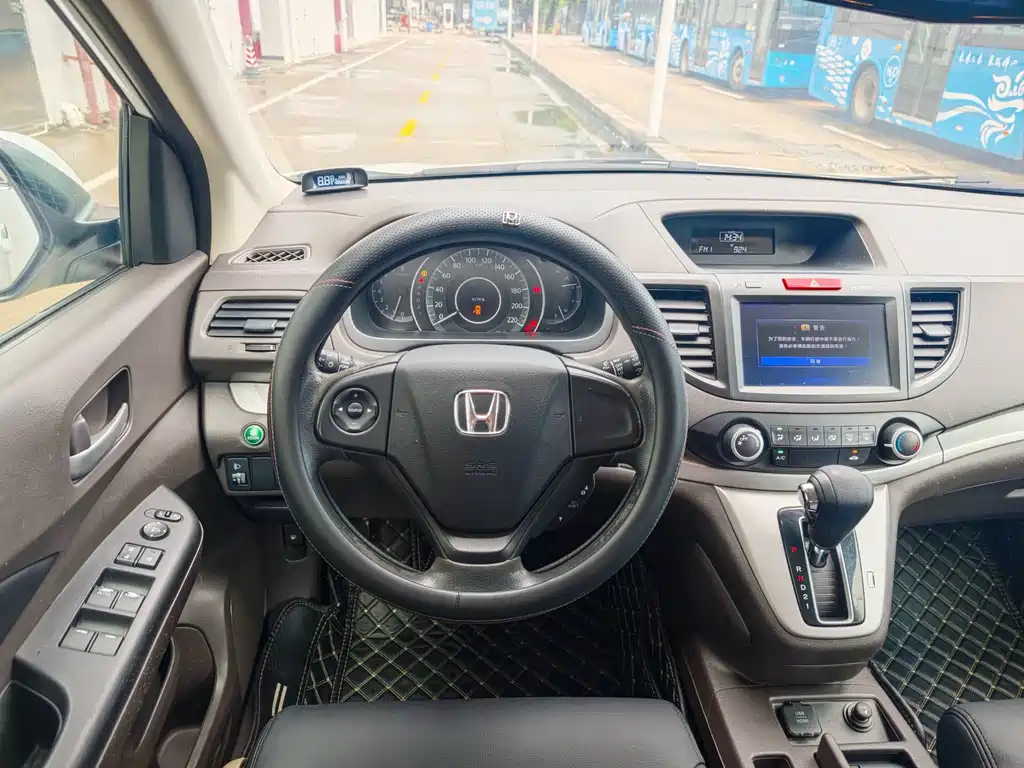 Honda CR-V 2015 — фото 10