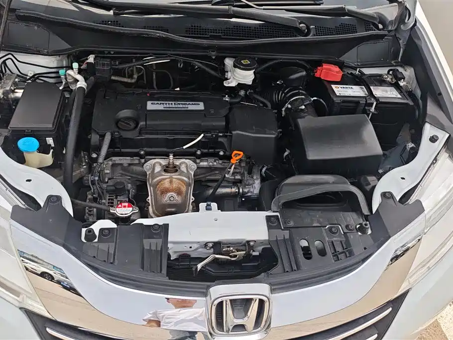 Honda Odyssey 2017 — фото 10