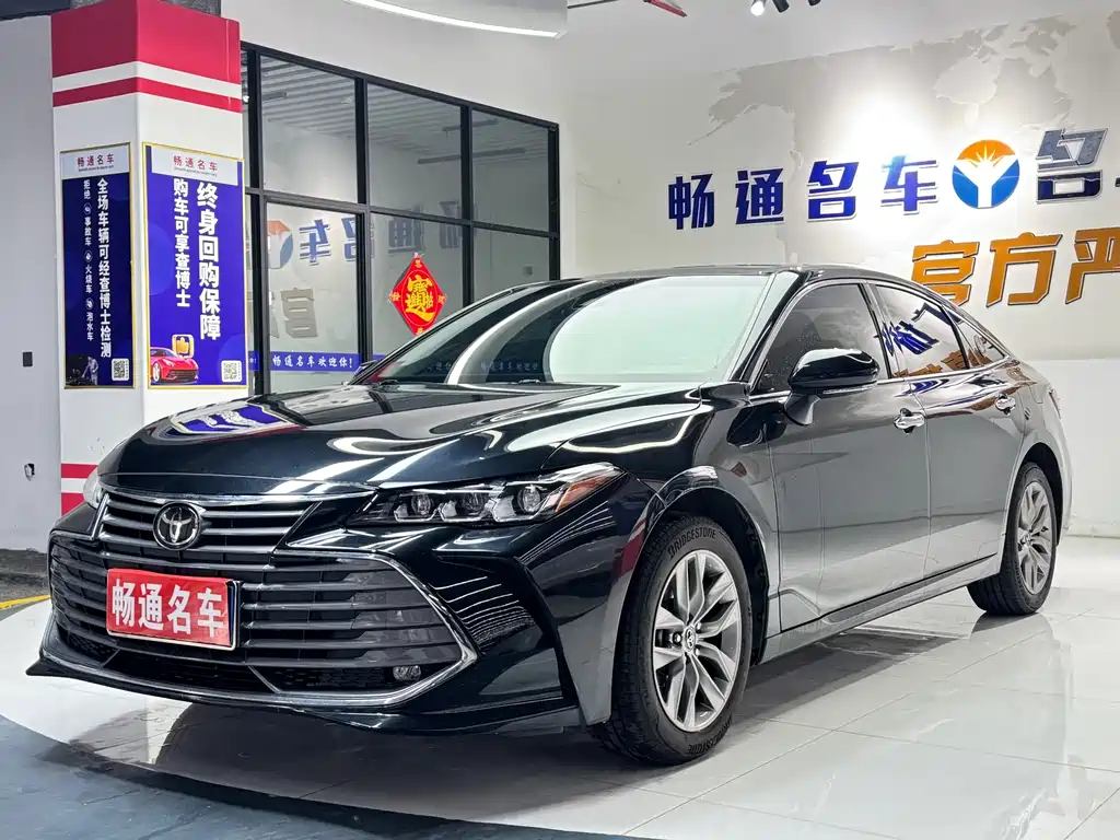 Toyota Avalon 2022 — фото 3