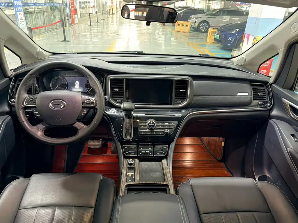 GAC Motor Trumpchi M8 2020 — фото 4