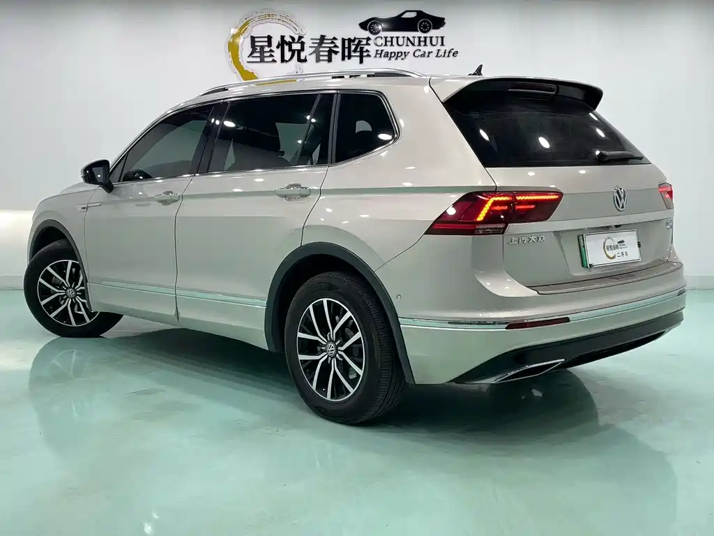 Volkswagen Tiguan L Plug-In Hybrid 2020 — фото 7