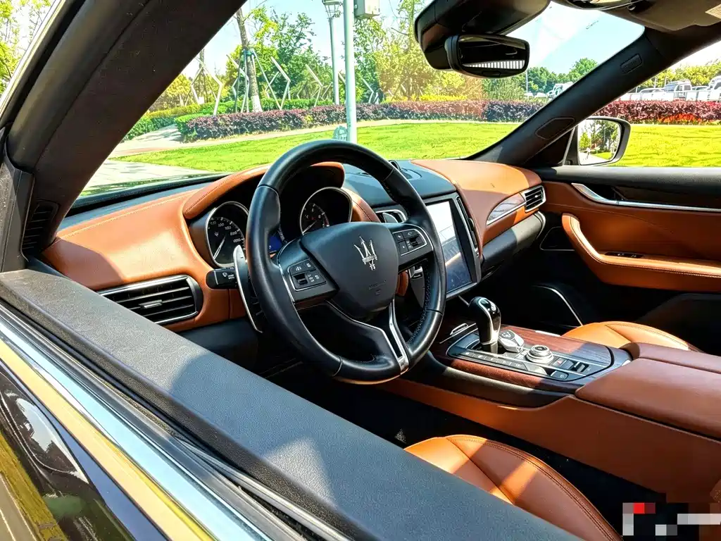Maserati Levante 2016 — фото 4