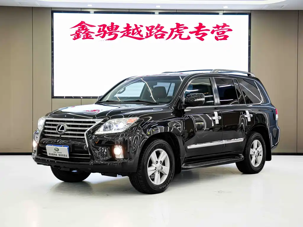 Lexus LX 2012