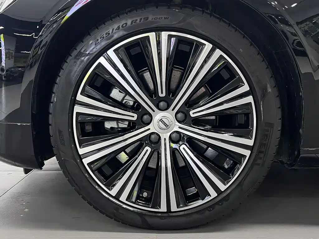 Volvo S90 2023 — фото 21