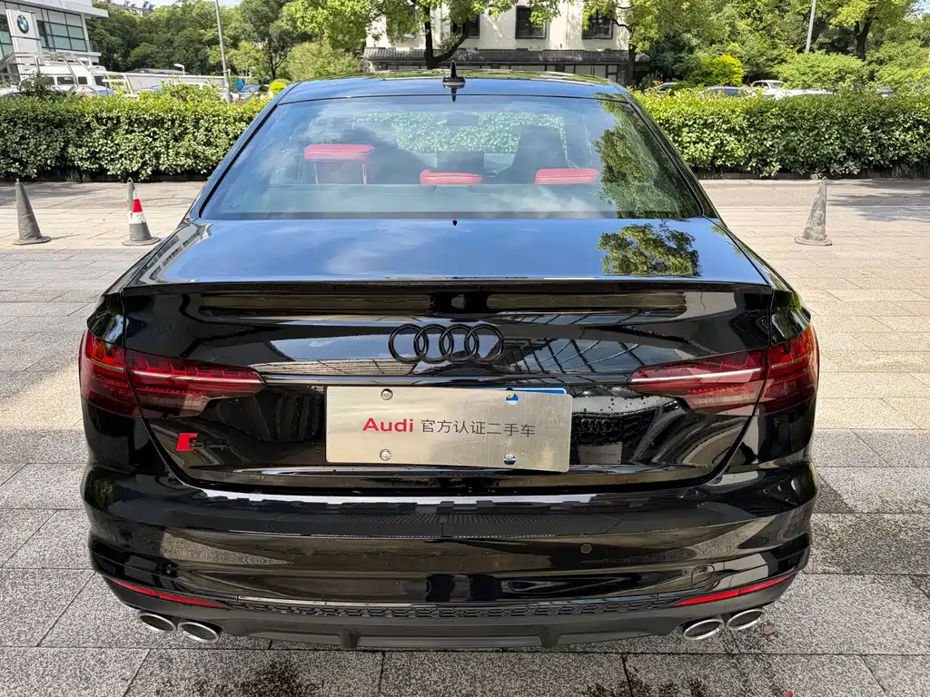 Audi S4 2025
