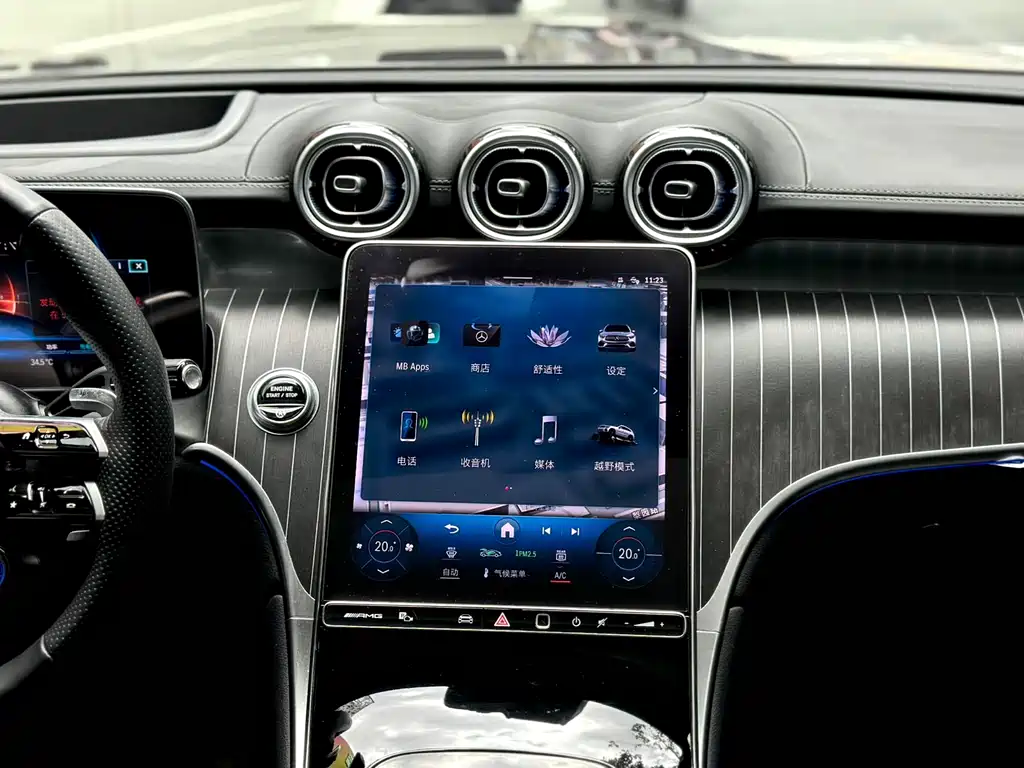 Mercedes-Benz GLC AMG 2024 — фото 14