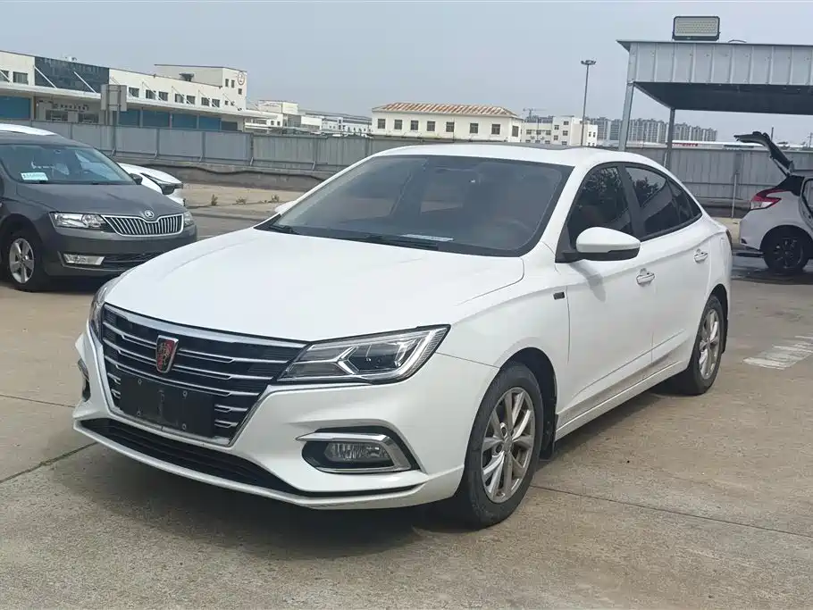 Roewe i5 2019