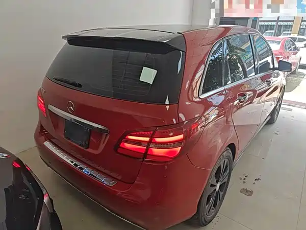 Mercedes-Benz B-Class 2015