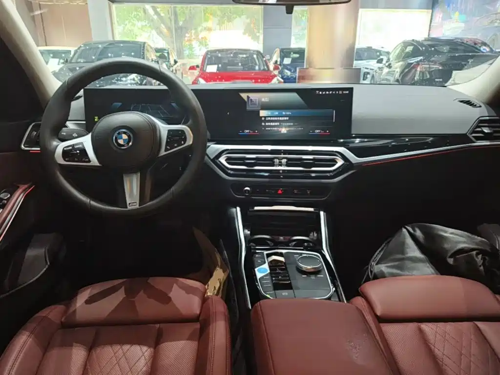 BMW i3 2023 — фото 10