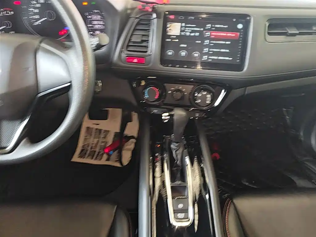 Honda Vezel 2017 — фото 13