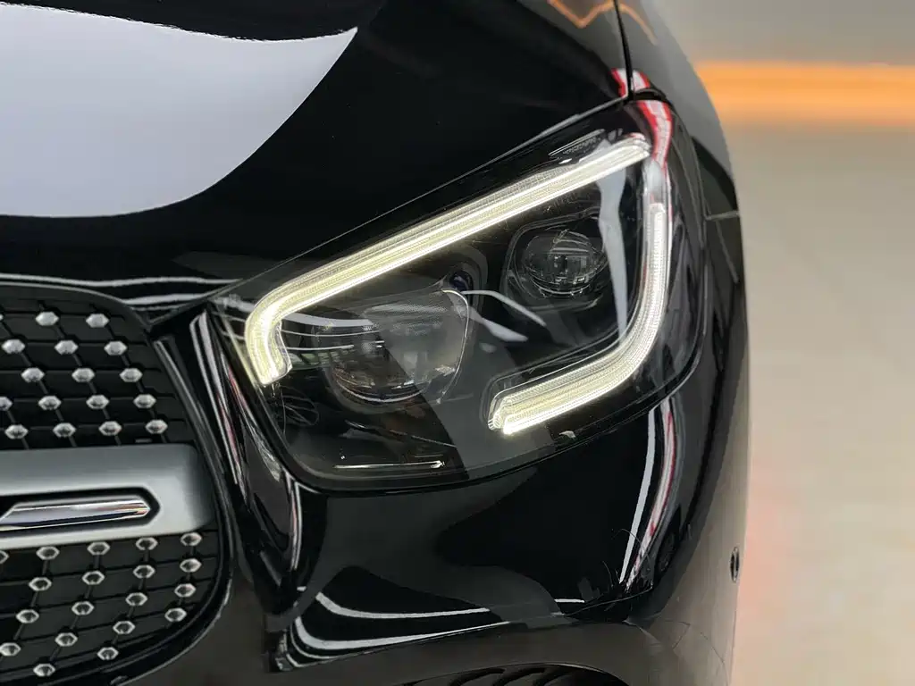 Mercedes-Benz GLC 2020 — фото 17