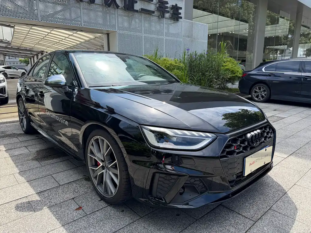 Audi S4 2025
