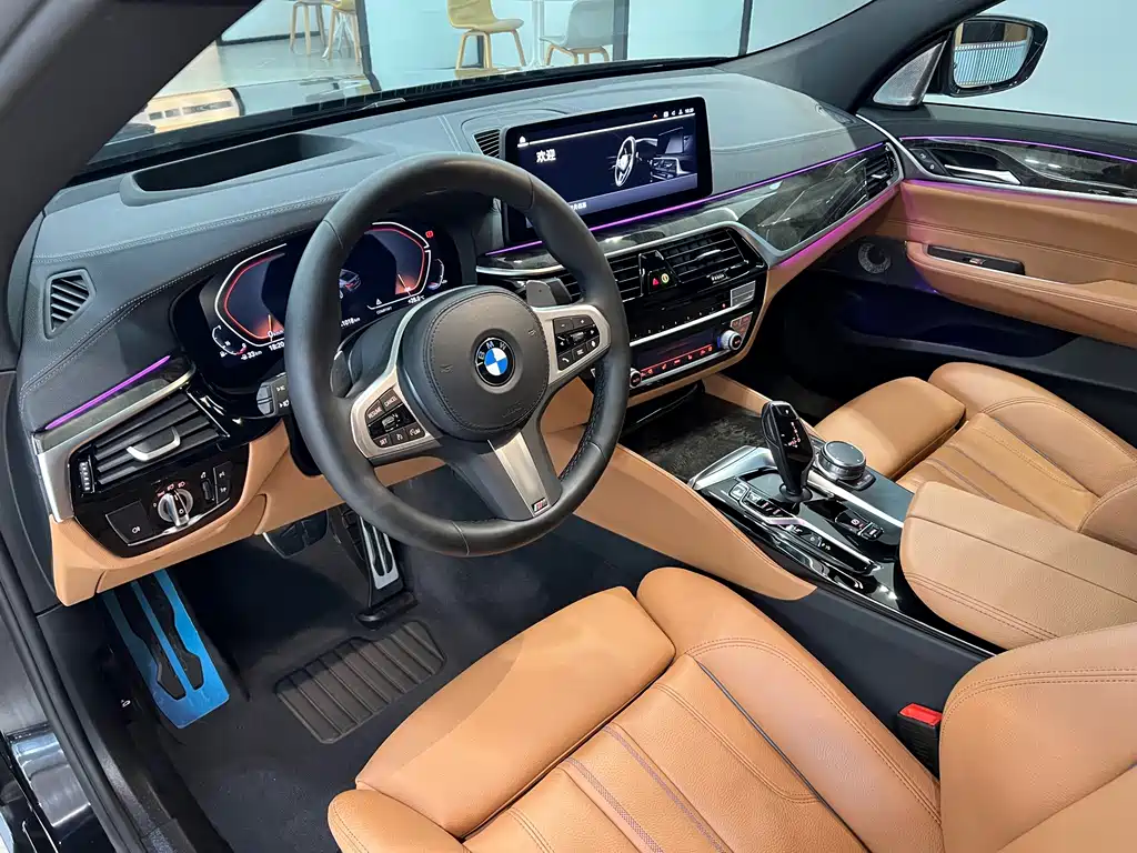 BMW 6 Series GT 2025 — фото 15