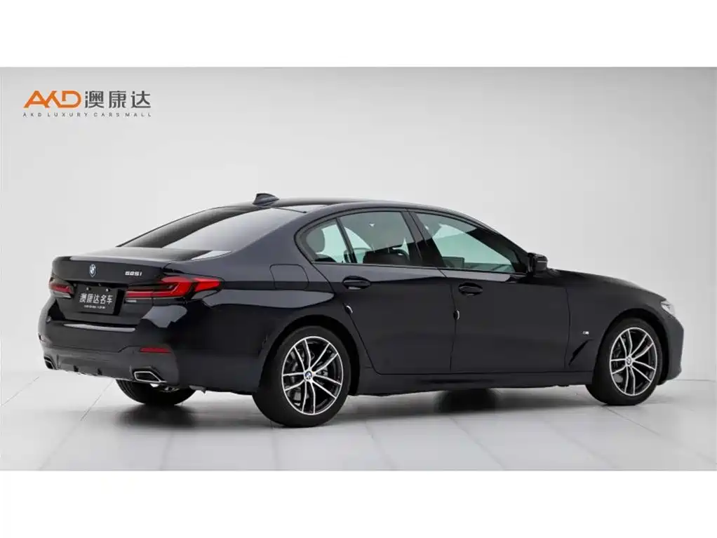BMW 5 Series 2023