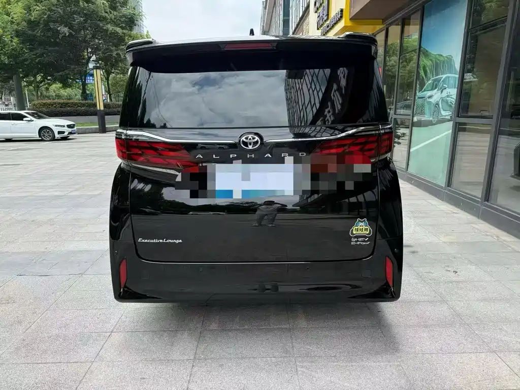 Toyota Alphard 2024 — фото 5