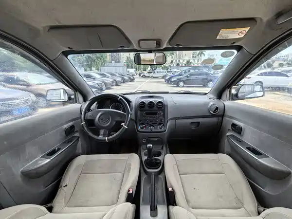 Wuling Hongguang 2013