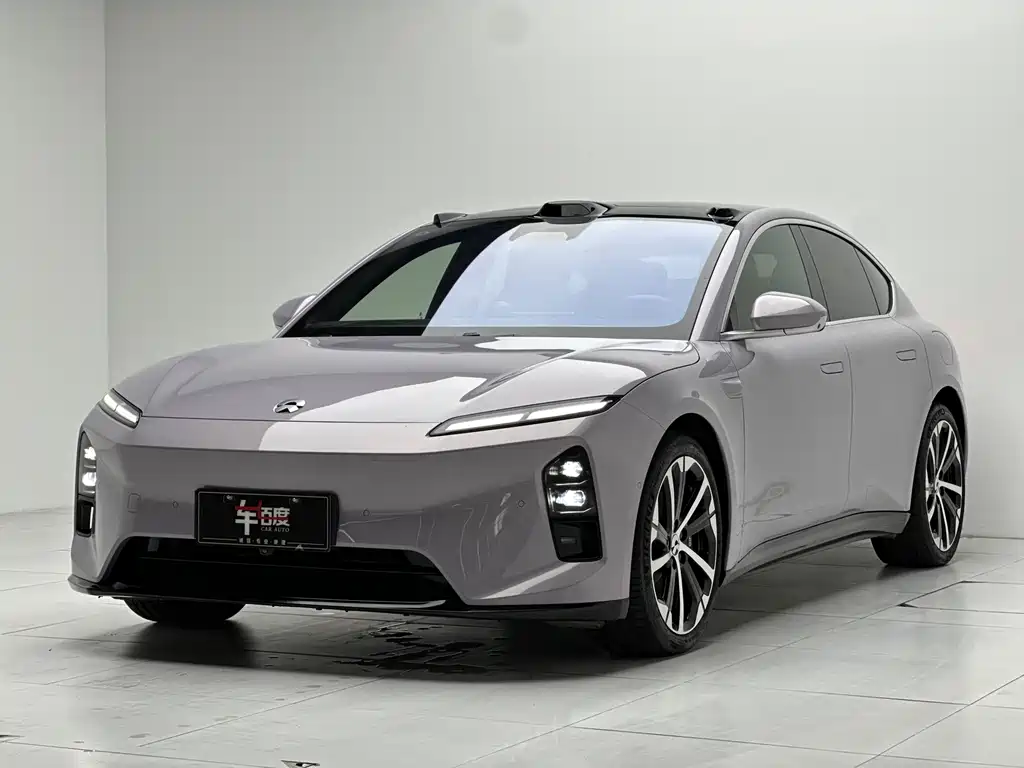 NIO ET5 2025