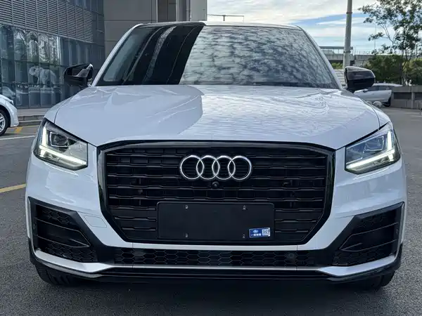 Audi Q2L 2021