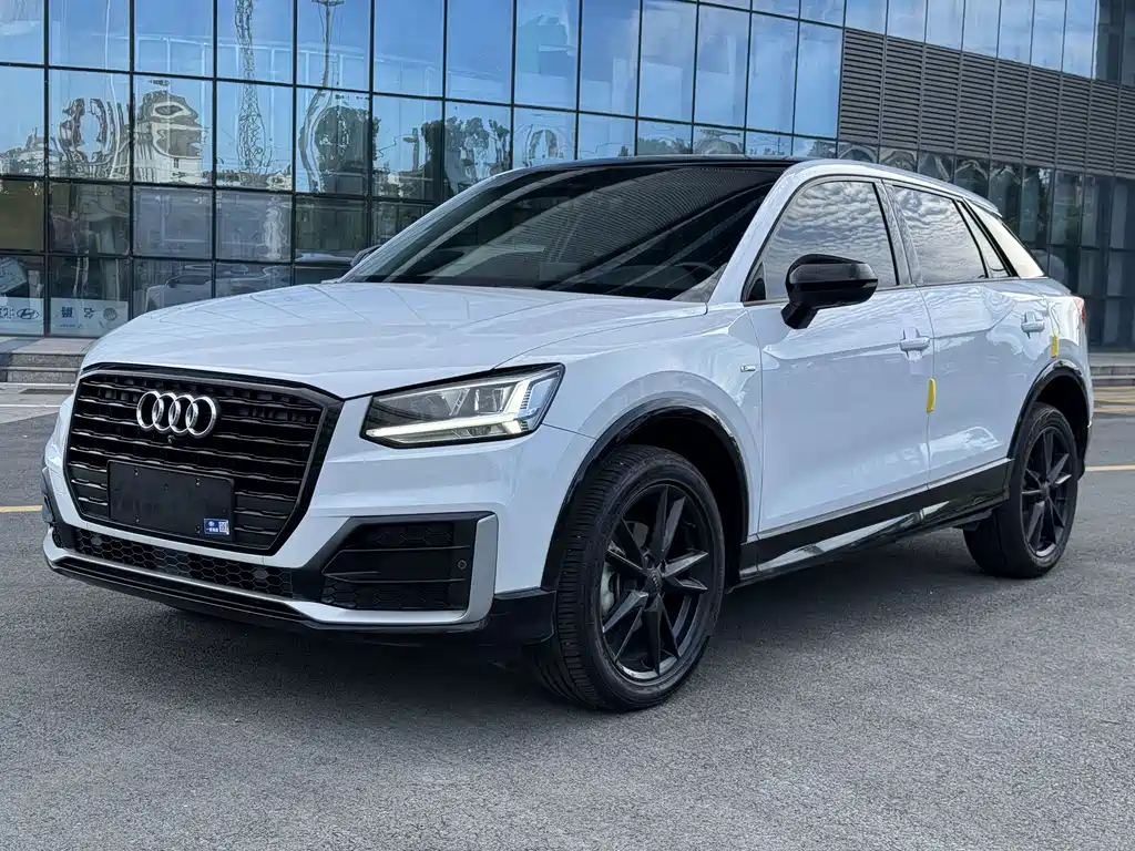 Audi Q2L 2021