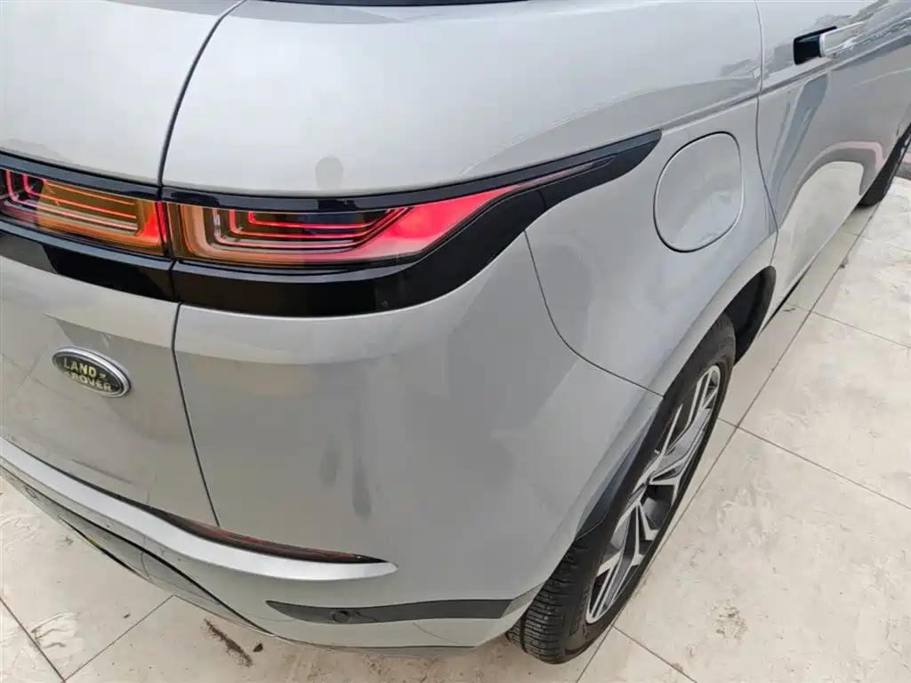 Land Rover Evoque 2021 — фото 8