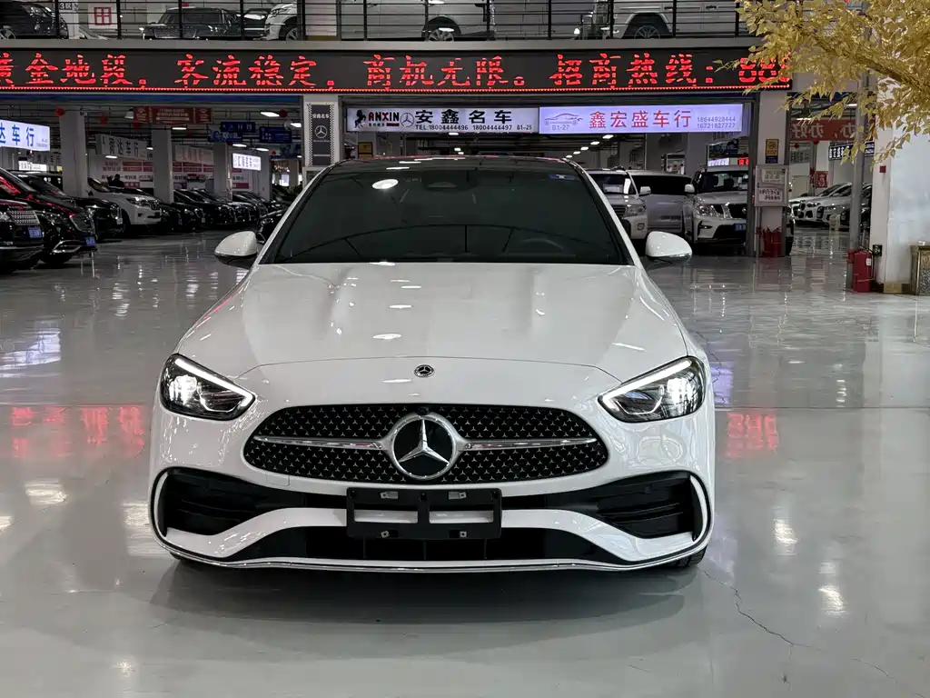 Mercedes-Benz C-Class 2023 — фото 2