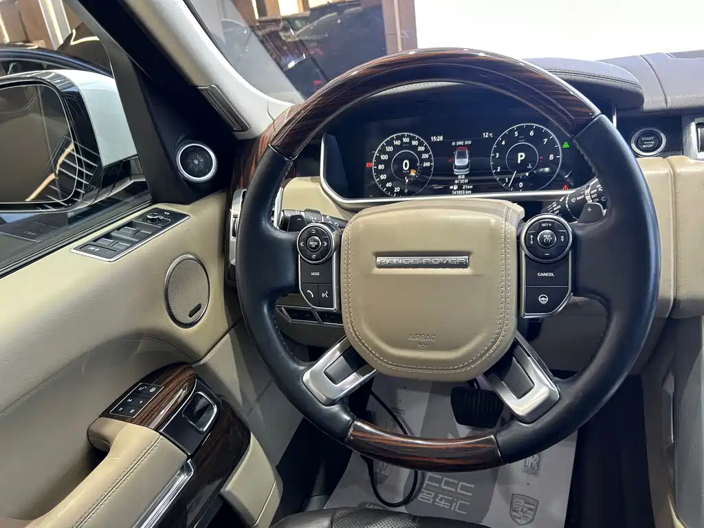 Land Rover Range Rover 2017 — фото 15