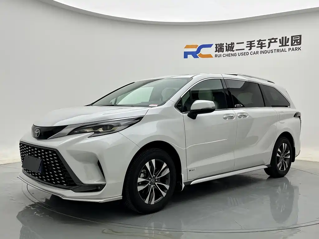 Toyota Granvia 2025